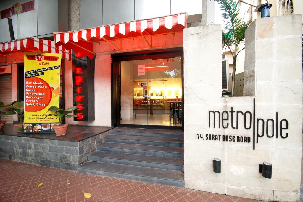 Hotel Metropole Kalkuta Zewnętrze zdjęcie